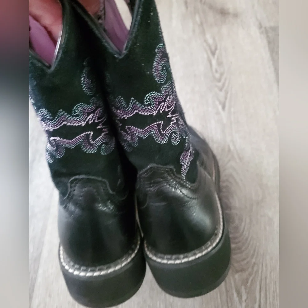 Black and Purple Ariat Leather Embroidered Women's Boots - Picture 10 of 12